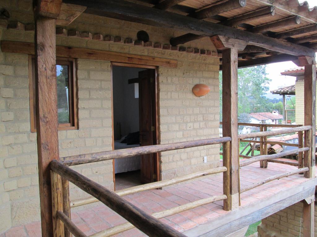 Hostal Casa Del Arte Robles Kültér fotó