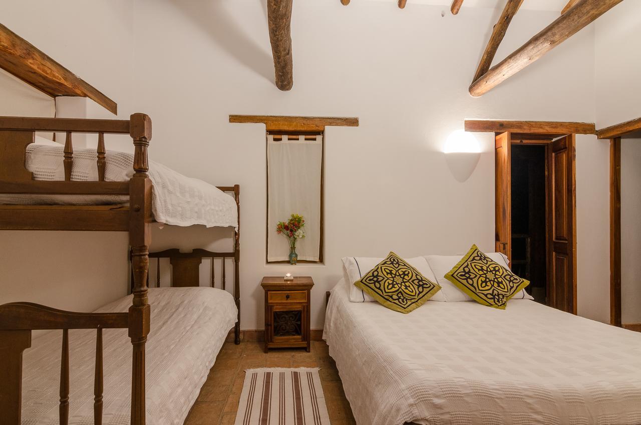 Hostal Casa Del Arte Robles Kültér fotó